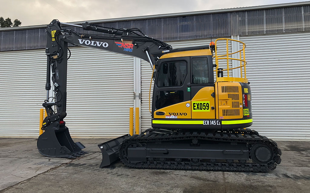 rc volvo excavator price