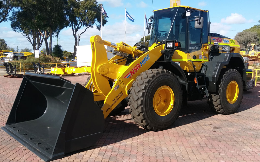 Komatsu 320 Loader Specs